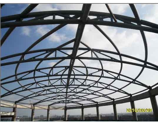 吐鲁番中煤朔州宾馆管桁架工程